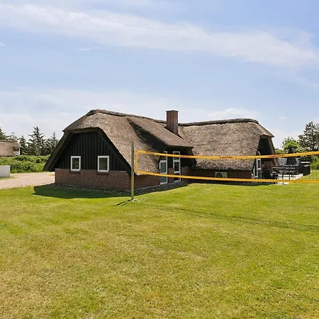 10 Person In Bl Vand Holiday home *